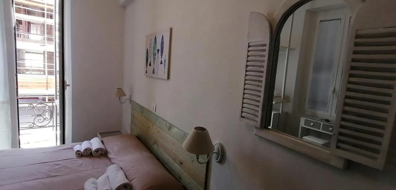 Hotel La Tavernetta Varazze 2*,