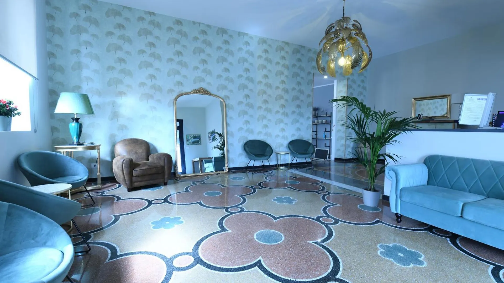 Hotel La Tavernetta Varazze 2*,